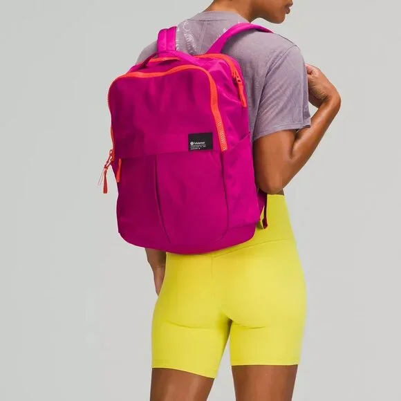 NWOT lululemon Everyday Backpack 2.0, 23L, Ripened Raspberry - Picture 2 of 8